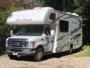 2011 Four Winds Four Winds Motorhome available for rent in SALEM Massachusetts