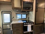 2021 Freedom Elite  by Thor for rent in 80121