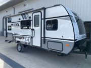 2022 Coachmen Apex available for rent in Brentwood Pennsylvania