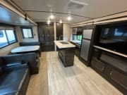 2020 3379 BH  by Coachmen for rent in 28027