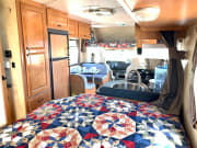 2016 Thor Motor Coach Four Winds Majestic Class C for rent in Quebec Quebec