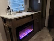 2022 Dutchmen Coleman Lantern LT Travel Trailer for rent in Des Moines Washington