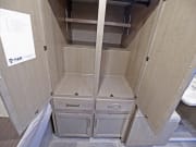 2022 Classe C 24-26 pieds avec extension(s) Class C for rent in St-Eustache Quebec