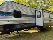 2021 Forest River Salem available for rent in Florien Louisiana