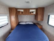 2005 Fleetwood 240bh available for rent in Rocky View County Alberta