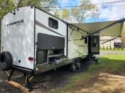 2022 Cruiser Embrace el280 available for rent in Salisbury Massachusetts