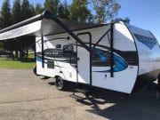 2018 Riverside Travel Trailer Dream available for rent in Manistique Michigan