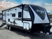 2021 Grand Design Imagine available for rent in Brownsville Texas