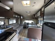 2017 Freedom Elite  by Thor for rent in 80602