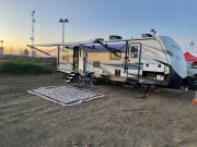 2022 Keystone Bullet Premier available for rent in Rocklin California