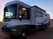 2009 Vista  by Winnebago for rent in 92683
