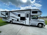 2021 Sunseeker Classic  by Forest River for rent in 70094