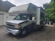 2003 Coachmen Santara Class C for rent in Fredericksburg Virginia
