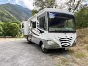 2013 Fleetwood Storm 32BH available for rent in Eagle Mountain Utah