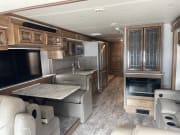 2022 Fleetwood Frontier available for rent in Lawrenceville Georgia