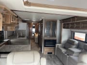 2022 Frontier  by Fleetwood for rent in 30044