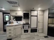 2023 Jayco Jay Flight 267BH Travel Trailer for rent in Chino California