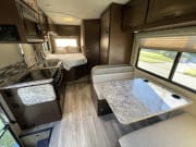 2017 Freedom Elite  by Thor for rent in 45177