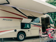2018 Thor Vegas Class A for rent in Mansfield Texas