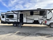 2022 Grand Design Reflection available for rent in Bunnell Florida