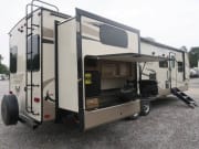 2018 Super Lite  by Flagstaff for rent in V0E1V0