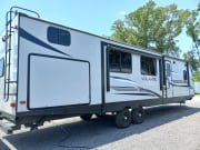 2021 Volante  by Crossroads RV for rent in 19945