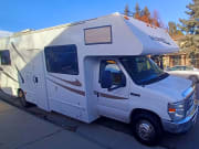 2015 Thor Majestic Class C for rent in Aurora Colorado