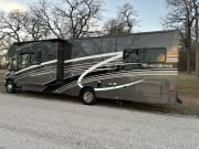2021 Minnie Winnie  by Winnebago for rent in 76210