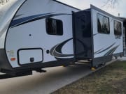2019 Crossroads RV Sunset Trail Super Lite Travel Trailer for rent in Cobourg Ontario