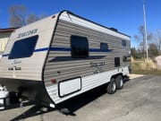 2020 Classic  by Sportsmen for rent in 49301