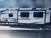 2022 Heartland RVs Mallard available for rent in Fultondale Alabama