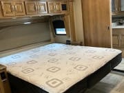 2019 Navigator  by Holiday Rambler for rent in 33904