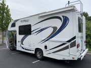 2019 Freedom Elite  by Thor for rent in 95138-2749