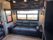 2022 Jayco Pinnacle Fifth Wheel for rent in Seadrift Texas