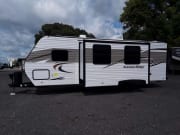 2022 Starcraft Autumn Ridge available for rent in Azilda Ontario