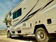 2017 Winnebago Minnie Winnie available for rent in Yucca Valley California