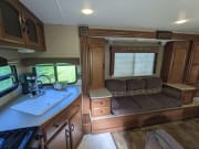 2015 Apex 50th Anniversary  by Coachmen for rent in 52247