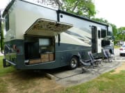 2020 Vista  by Winnebago for rent in 75065