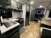 2022 KEYSTONE Keystone Bullet250 bhs Travel Trailer for rent in Wheatfield Indiana