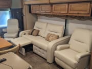 2014 Itasca Sunova Class A for rent in Pfafftown North Carolina