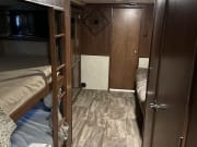 2017 Georgetown 364TSF Class A for rent in Springville Utah