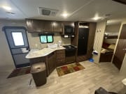 2017 264bh  by Coachmen for rent in 45005