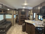 2017 Coachmen 264bh Travel Trailer for rent in Franklin Ohio