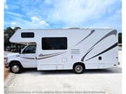 2015 Thor Motor Coach Four Winds Majestic available for rent in Reno Nevada