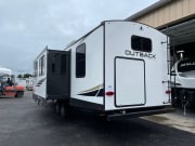 2022 Keystone RV Outback Ultra-Lite Travel Trailer for rent in Granville Ohio