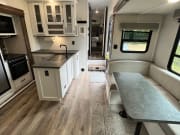 2022 Crusader Lite Fifth Wheel for rent in Broken Arrow Oklahoma
