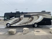 2017 Thor Miramar Class A for rent in Pontiac Illinois