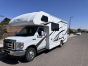 2016 Thor Freedom Elite available for rent in Surprise Arizona