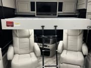 2022 Fleetwood Discovery Class A for rent in Davie Florida