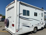 2010 Adventurer Adventurer Motorhome available for rent in Calgary Alberta